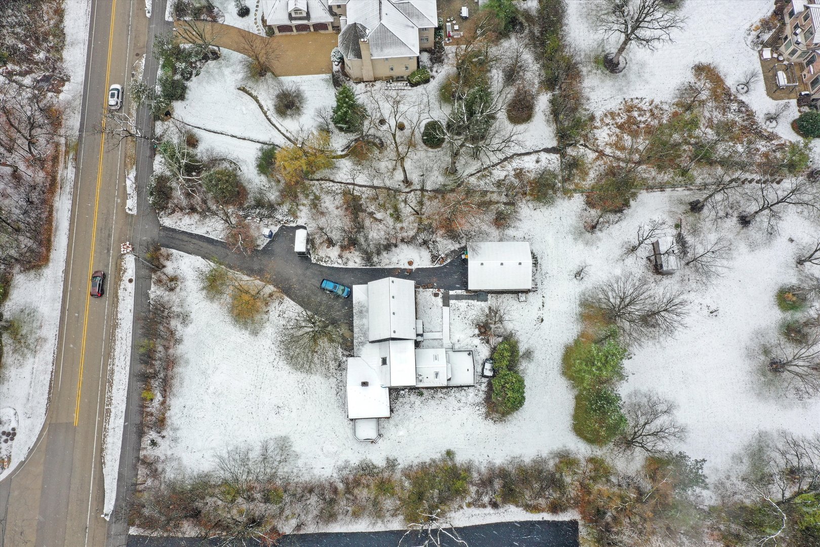 1915 Riverwoods Road Lincolnshire, IL 60069 - Photo 8 of 59 an aerial view of residential houses with outdoor space