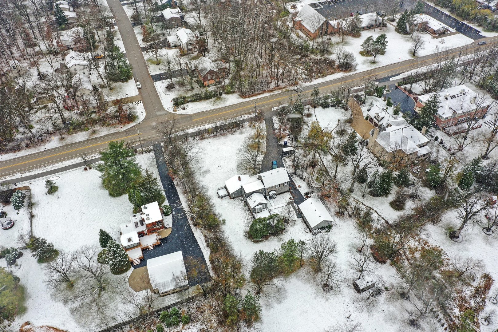 1915 Riverwoods Road Lincolnshire, IL 60069 - Photo 9 of 59