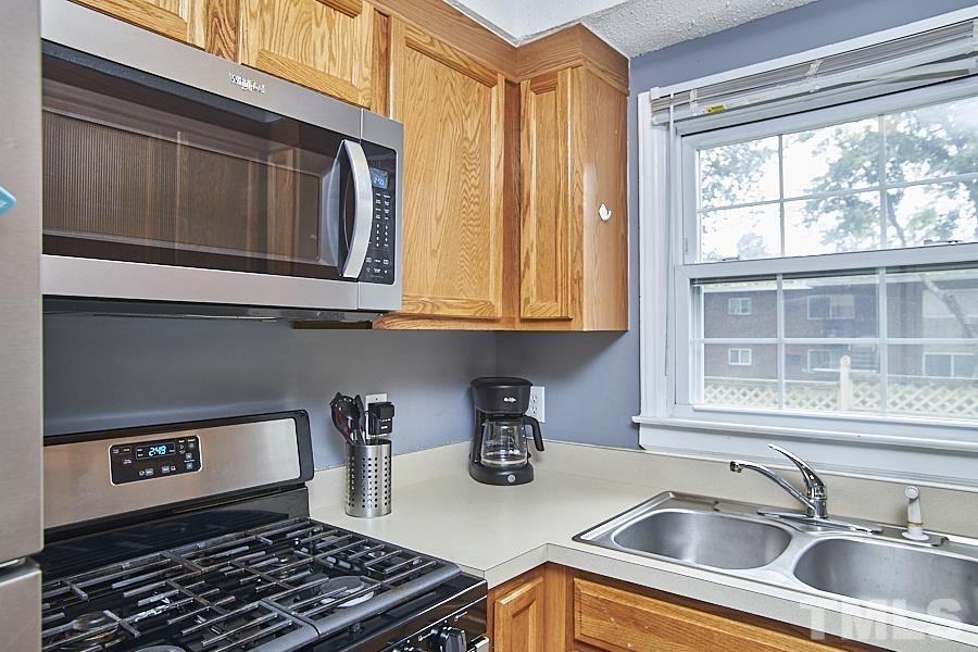 149 Jones Franklin Road, Unit F Raleigh, NC 27606 - Photo 7 of 20