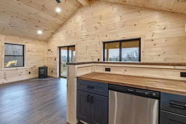 $629,000 | 334 Cochran Road, Morristown, VT 05661