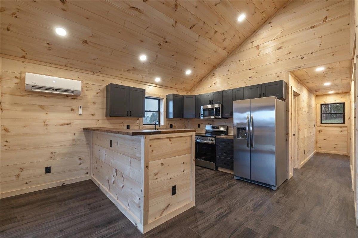 334 Cochran Road Morristown, VT 05661 - Photo 39 of 54