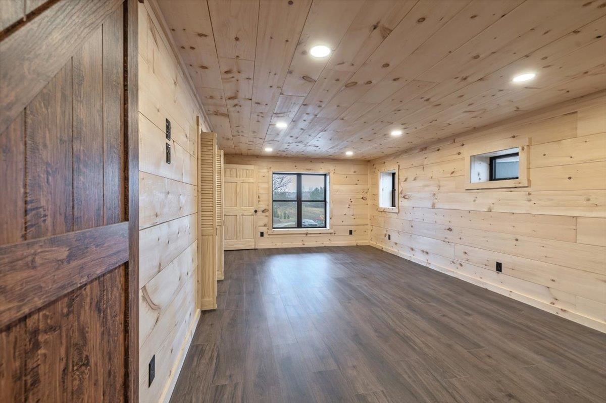 334 Cochran Road Morristown, VT 05661 - Photo 8 of 54