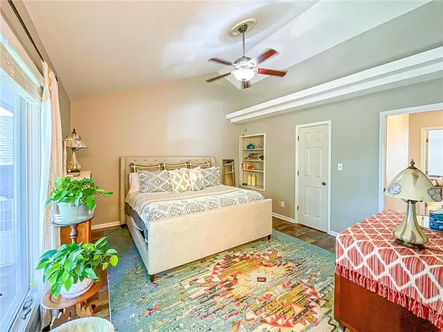 $325,500 | 1645 East Timber Ridge Drive, Sedalia, MO 65301