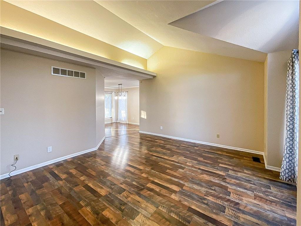 1645 East Timber Ridge Drive Sedalia, MO 65301 - Photo 11 of 53