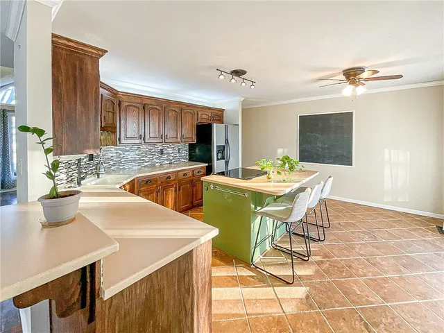 $325,500 | 1645 East Timber Ridge Drive, Sedalia, MO 65301