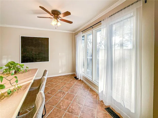 $325,500 | 1645 East Timber Ridge Drive, Sedalia, MO 65301