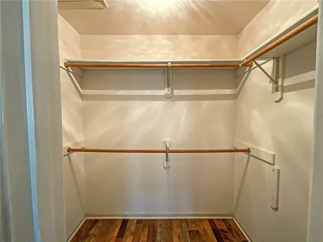 $325,500 | 1645 East Timber Ridge Drive, Sedalia, MO 65301