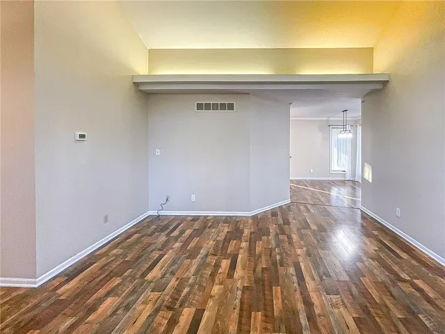 $325,500 | 1645 East Timber Ridge Drive, Sedalia, MO 65301