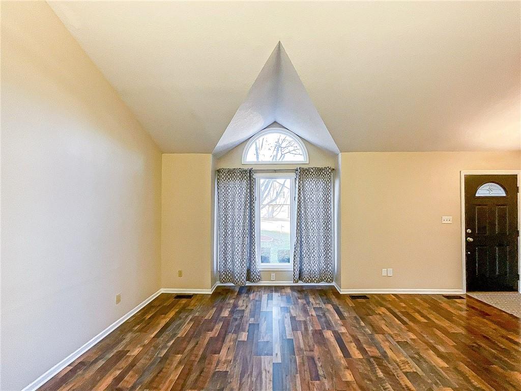 1645 East Timber Ridge Drive Sedalia, MO 65301 - Photo 10 of 53