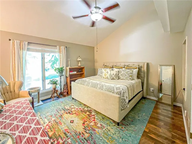 $325,500 | 1645 East Timber Ridge Drive, Sedalia, MO 65301