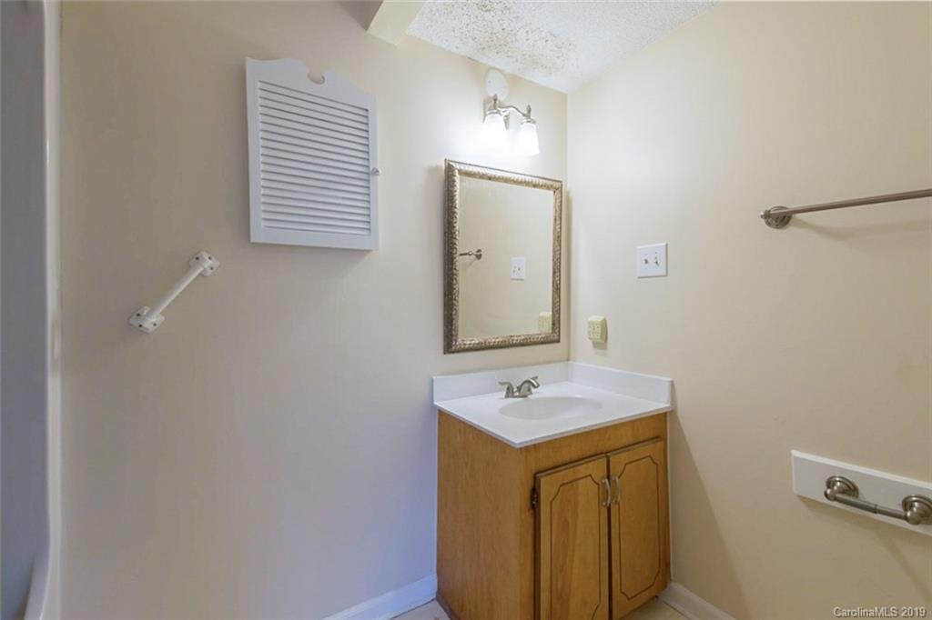1517 South Point Road Belmont, NC 28012 - Photo 16 of 32 Gallery Image 16