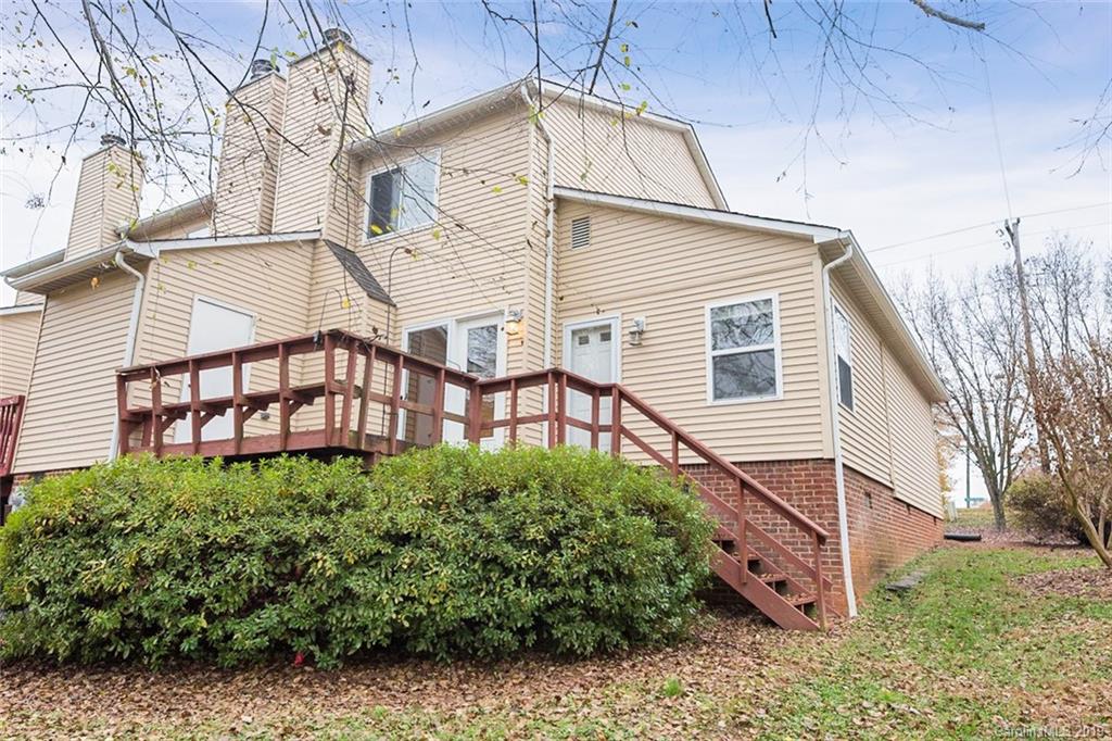 1517 South Point Road Belmont, NC 28012 - Photo 5 of 32 Gallery Image 5