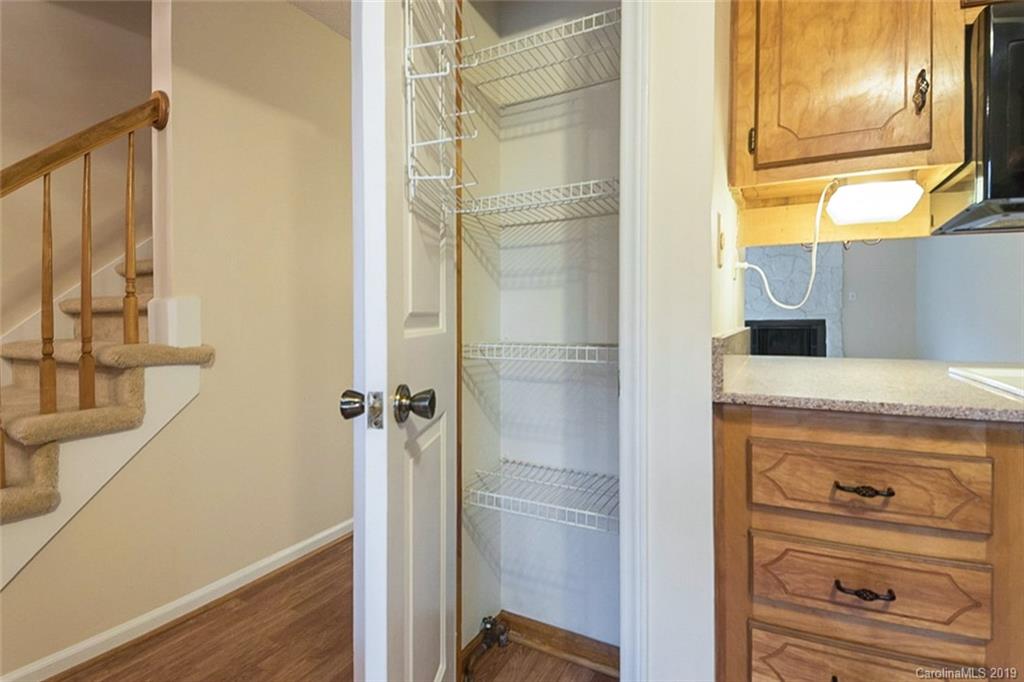 1517 South Point Road Belmont, NC 28012 - Photo 7 of 32 Gallery Image 7