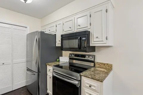 $350,000 | 1044 Todd Preis Drive, Nashville, TN 37221