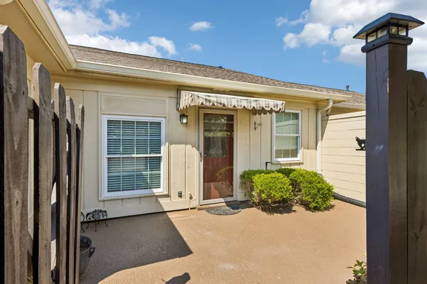 $340,000 | 1044 Todd Preis Drive, Nashville, TN 37221