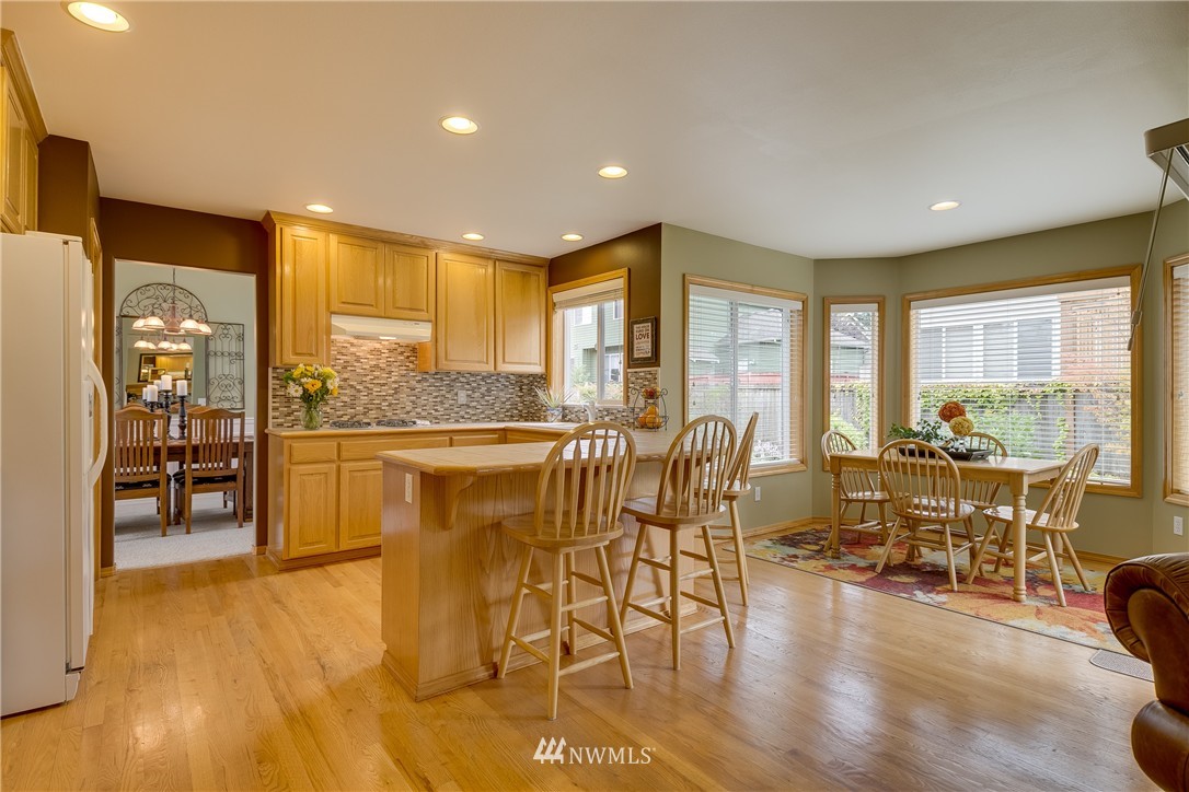 3306 189th Place Southeast Bothell, WA 98012 - Photo 10 of 25
