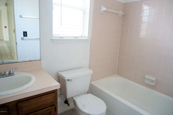 $2,200 | 3915 Station Court South, Jacksonville, FL 32246