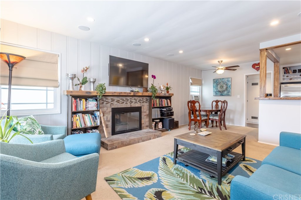 6660 Amigo Avenue Reseda, CA 91335 - Photo 2 of 39