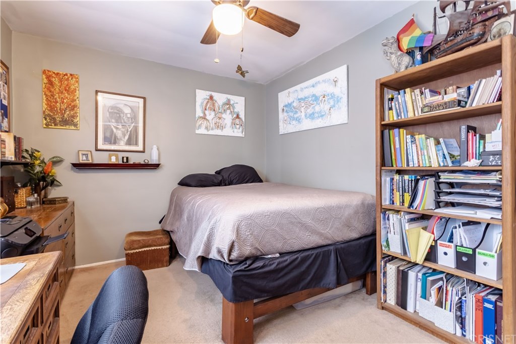 6660 Amigo Avenue Reseda, CA 91335 - Photo 14 of 39