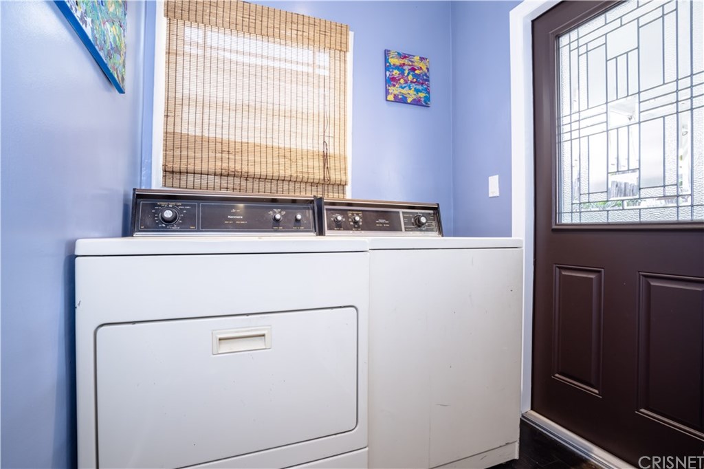 6660 Amigo Avenue Reseda, CA 91335 - Photo 15 of 39