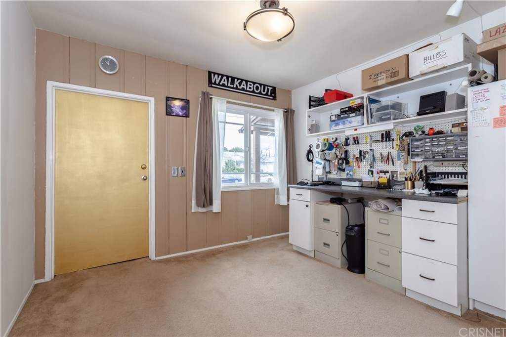 6660 Amigo Avenue Reseda, CA 91335 - Photo 29 of 39