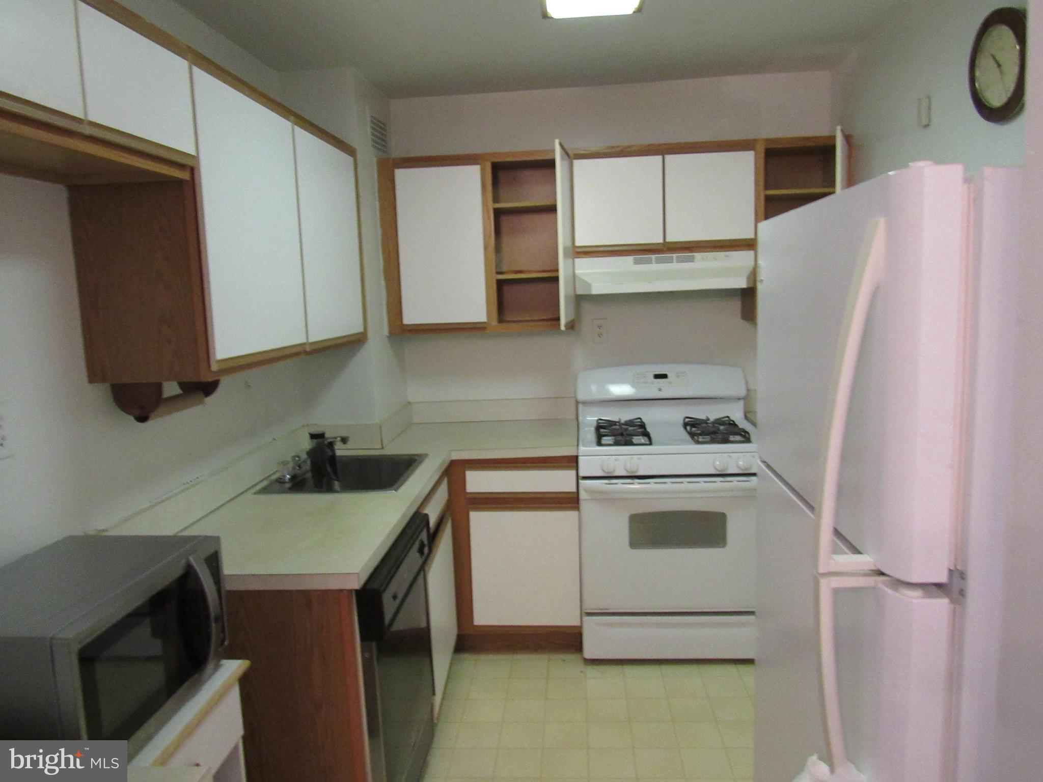 130 Slade Avenue, Unit 322 Baltimore, MD 21208 - Photo 11 of 30