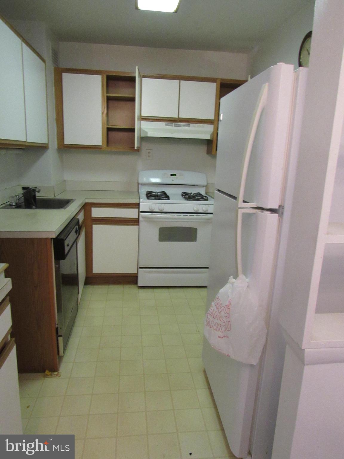 130 Slade Avenue, Unit 322 Baltimore, MD 21208 - Photo 14 of 30