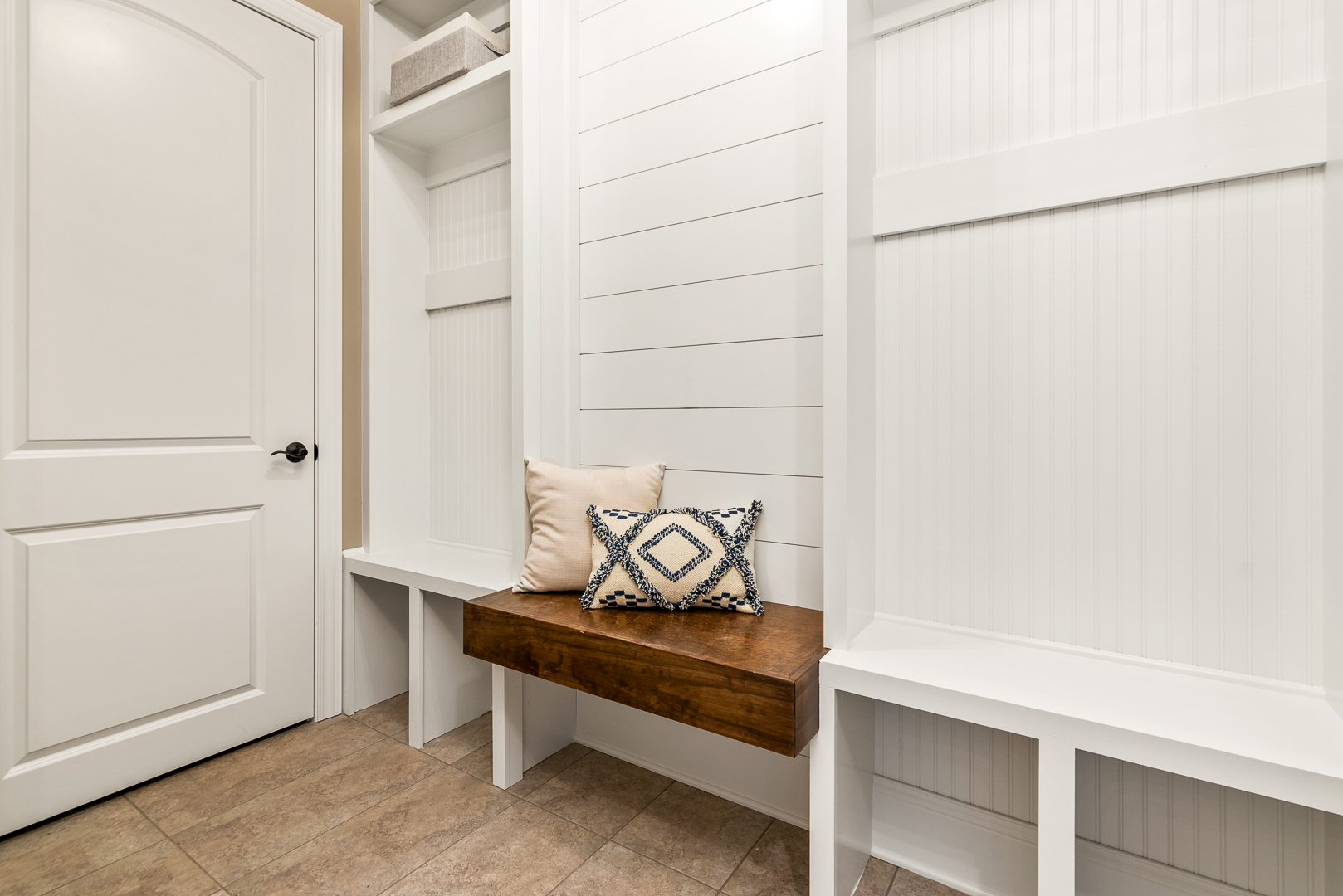 4475 Sassafras Lane Naperville, IL 60564 - Photo 24 of 24 a view of a bench in kitchen