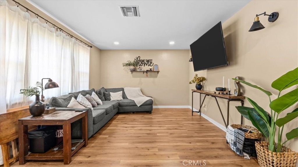 4111 St Paul Place Riverside, CA 92504 - Photo 6 of 43