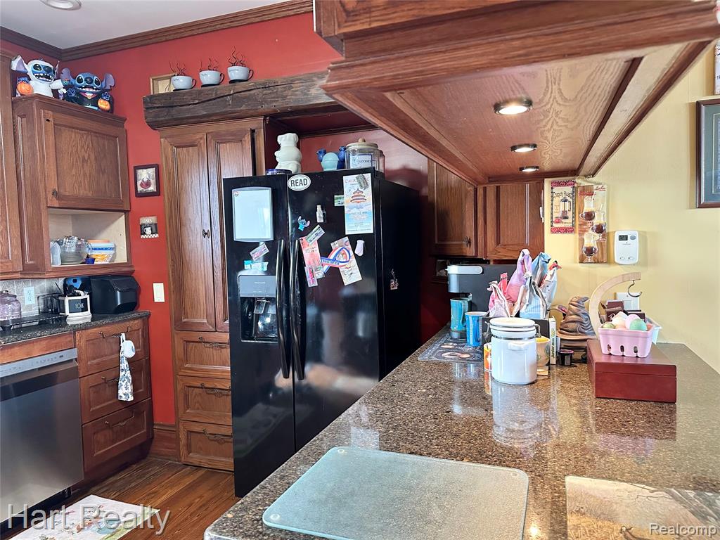 1083 South Van Buren Road Reese, MI 48757 - Photo 23 of 33