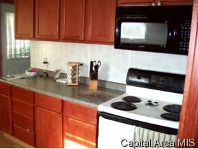 1212 South Street Springfield, IL 62703 - Photo 3 of 10