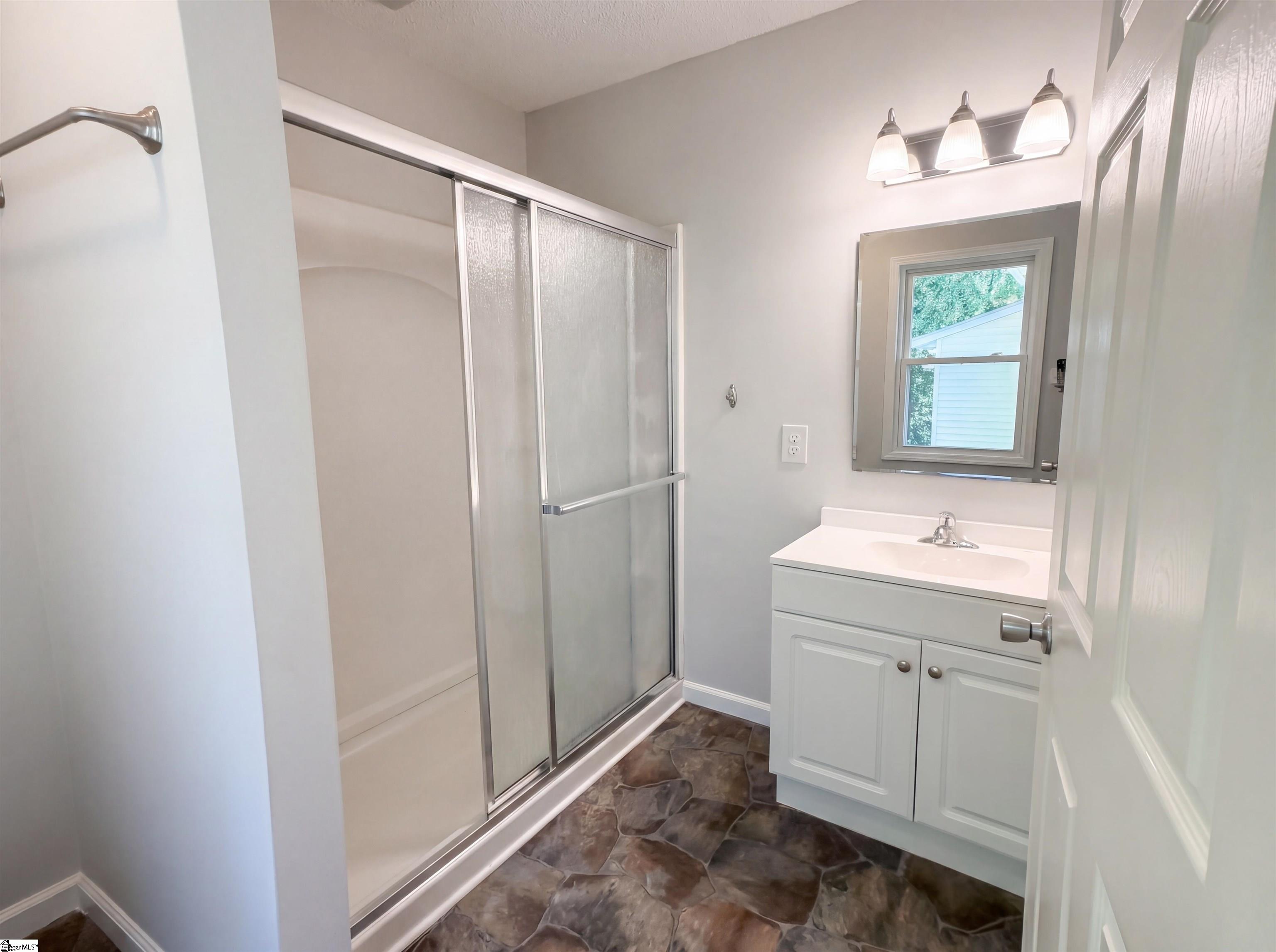 272 Wolfe Lane Inman, SC 29349 - Photo 13 of 19