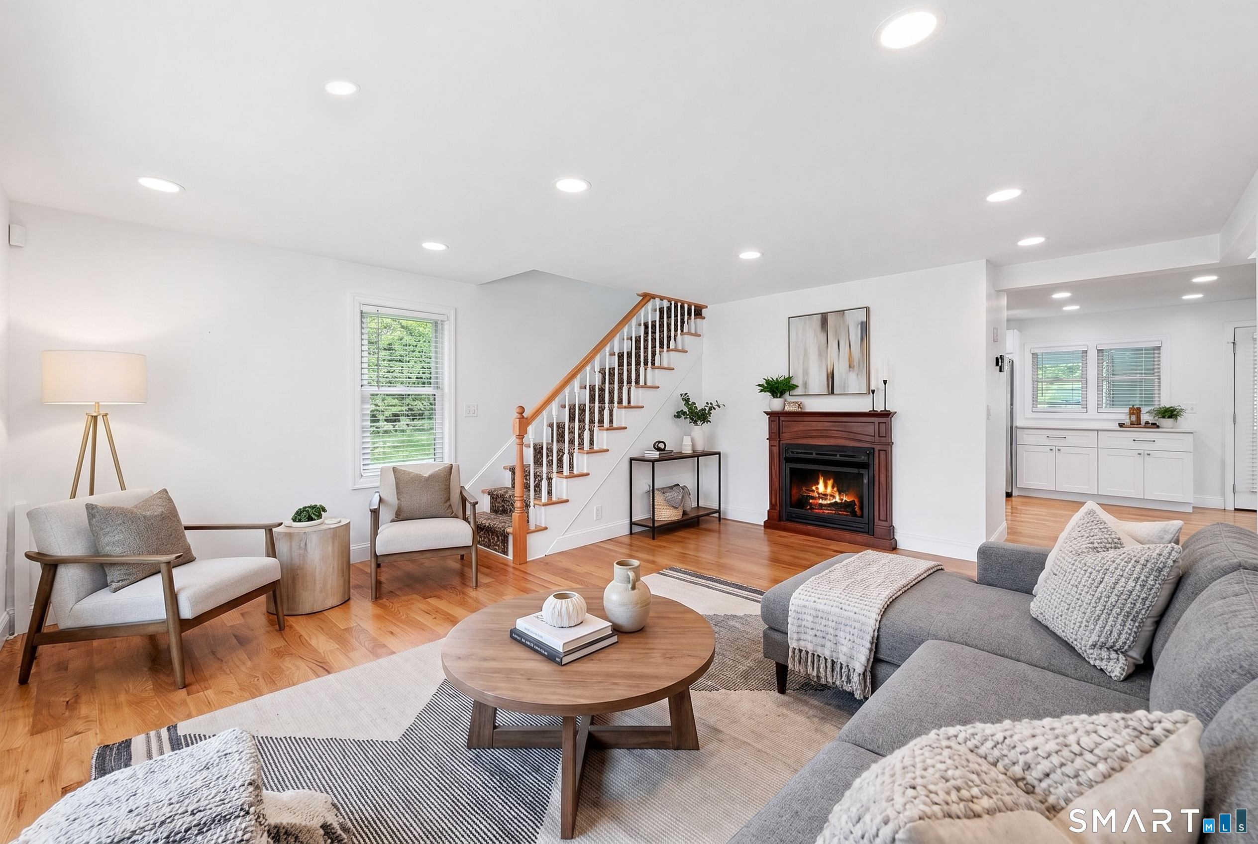 47 Middle River Road Danbury, CT 06811 - Photo 7 of 33 Gallery Image 7