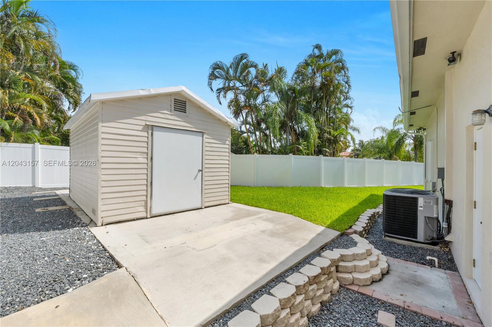 720 Old Nob Hill Road Plantation, FL 33324 - Photo 35 of 38