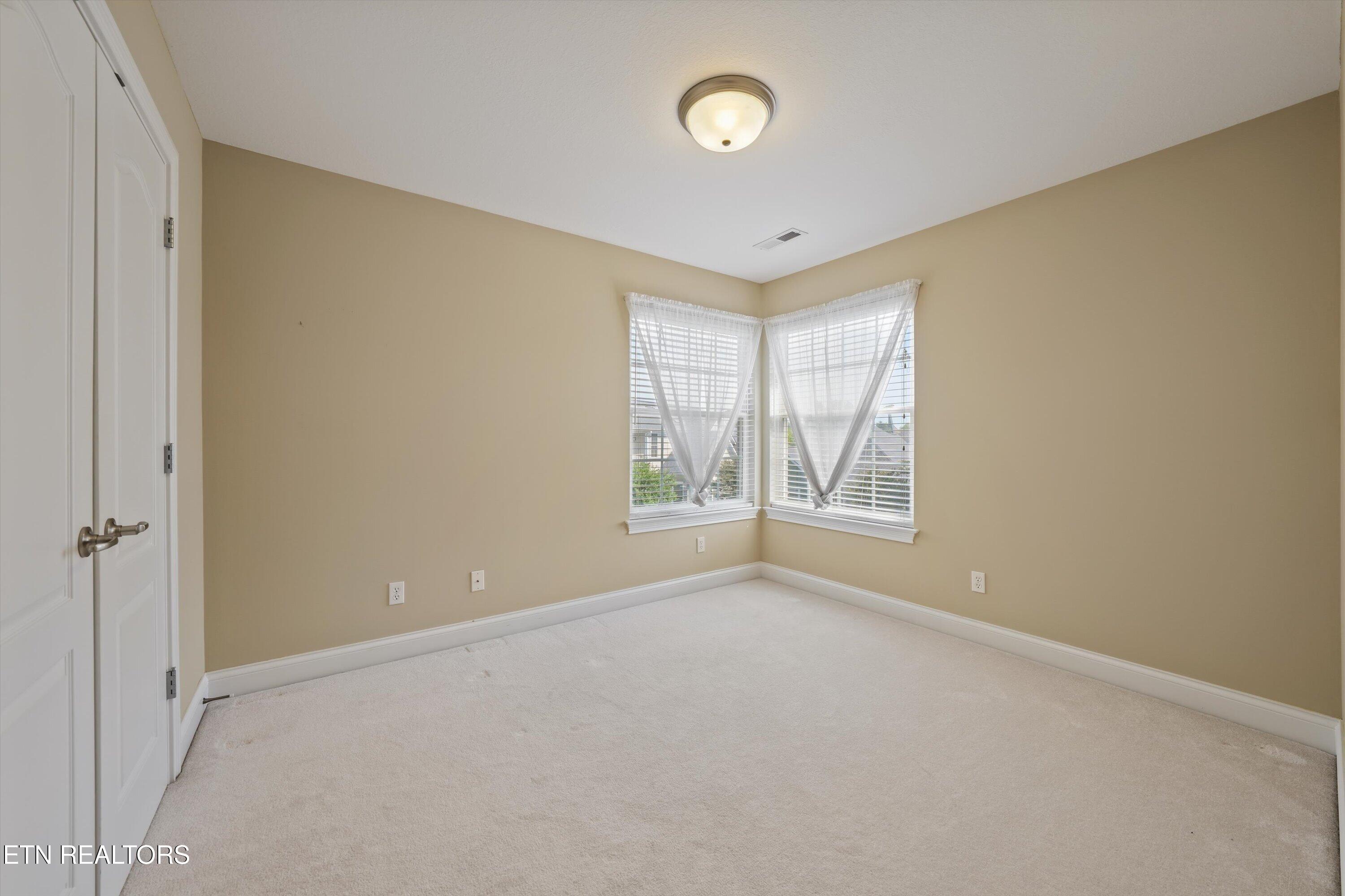 161 Liberty Court Oak Ridge, TN 37830 - Photo 25 of 45 Bedroom 2