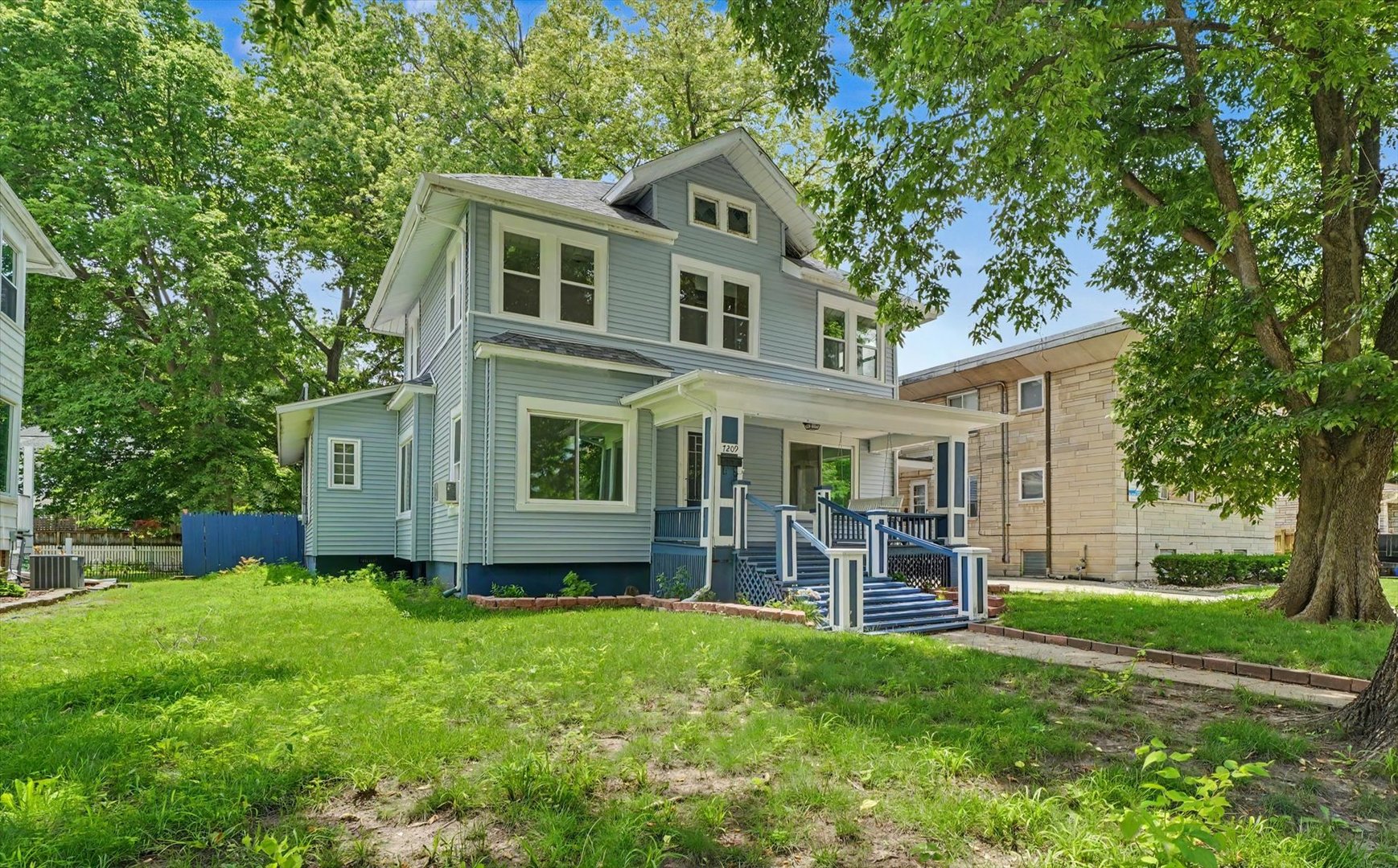 1209 West Church Street Champaign, IL 61821 - Photo 2 of 46
