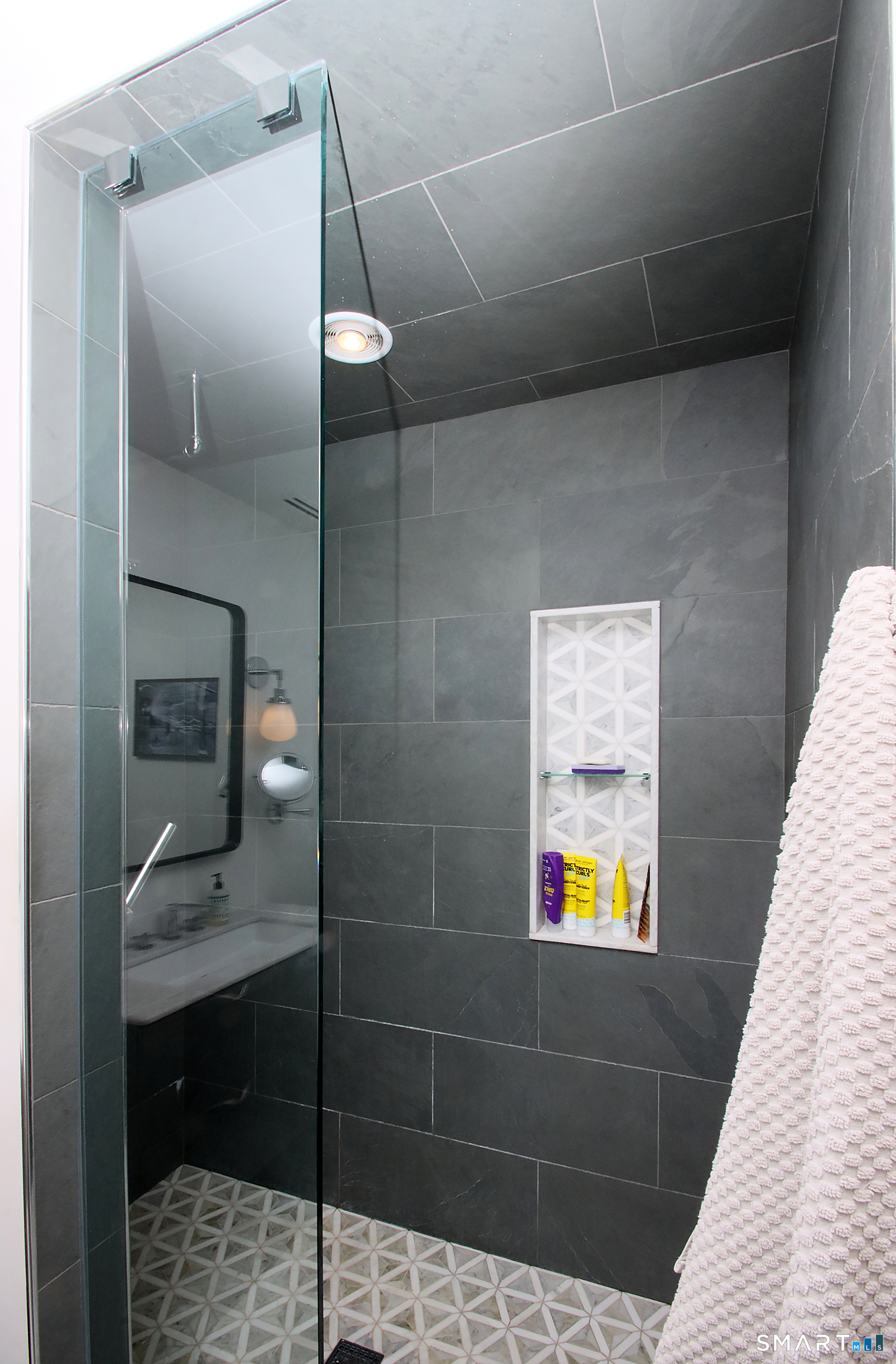 455 Barn Hill Road Monroe, CT 06468 - Photo 20 of 34 Primary full bath