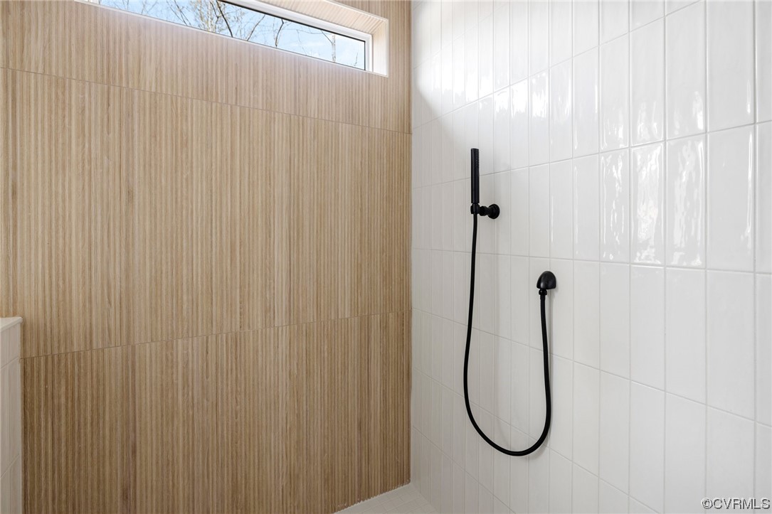 5143 Lake Summer Loop Moseley, VA 23120 - Photo 36 of 49 a bathroom with a shower curtain