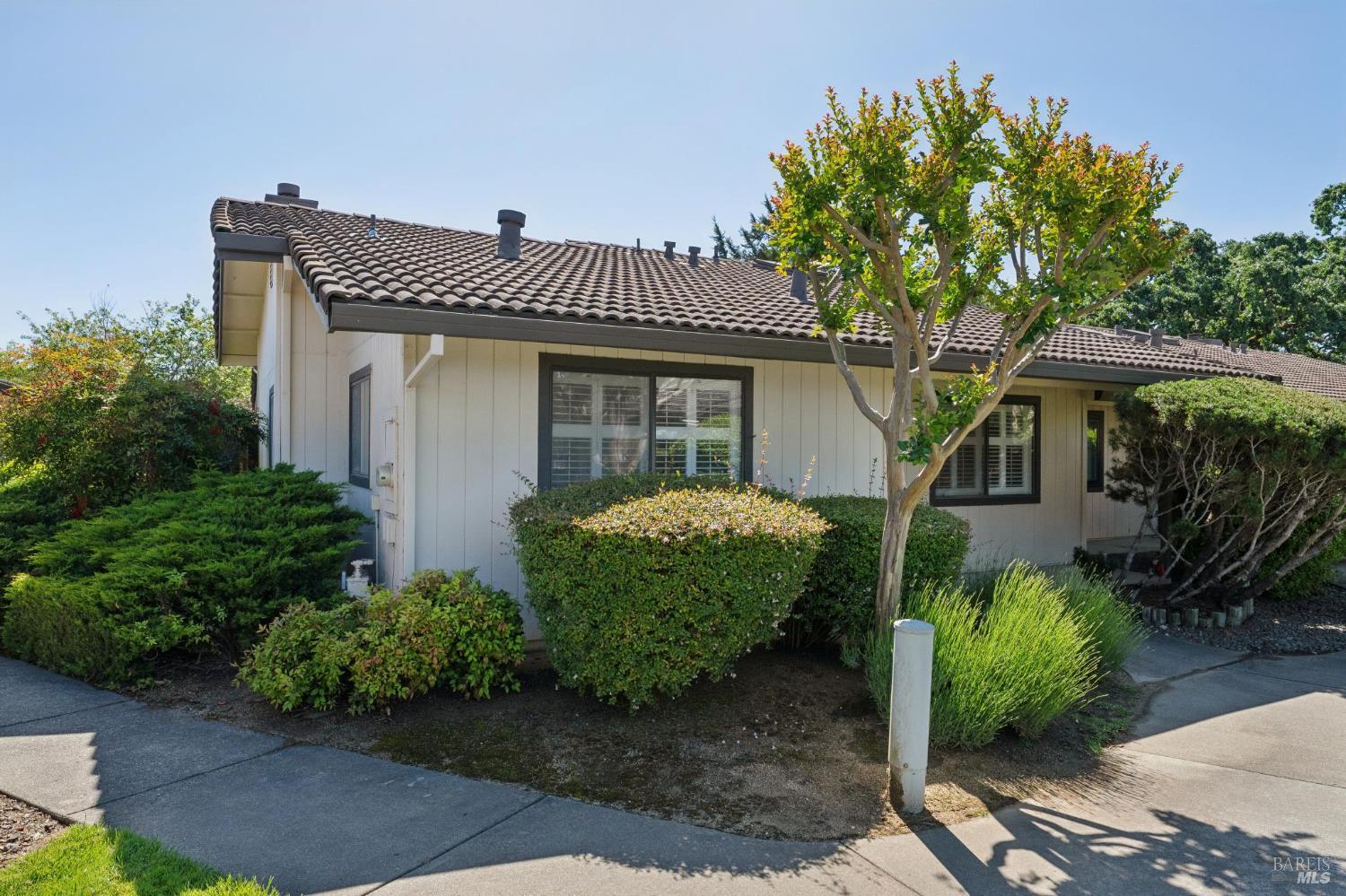 920 5th Street West, Unit R Sonoma, CA 95476 - Photo 5 of 37