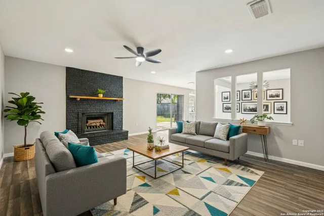 $279,999 | 13334 Los Indios, San Antonio, TX 78233