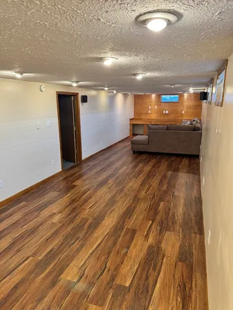 $284,900 | 219 River Drive, DeKalb, IL 60115