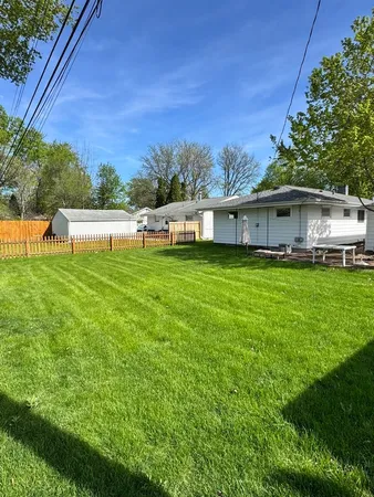 $284,900 | 219 River Drive, DeKalb, IL 60115