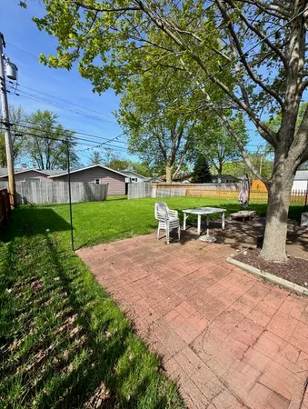 $284,900 | 219 River Drive, DeKalb, IL 60115