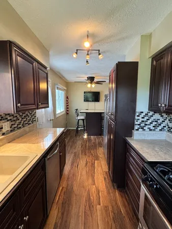 $284,900 | 219 River Drive, DeKalb, IL 60115