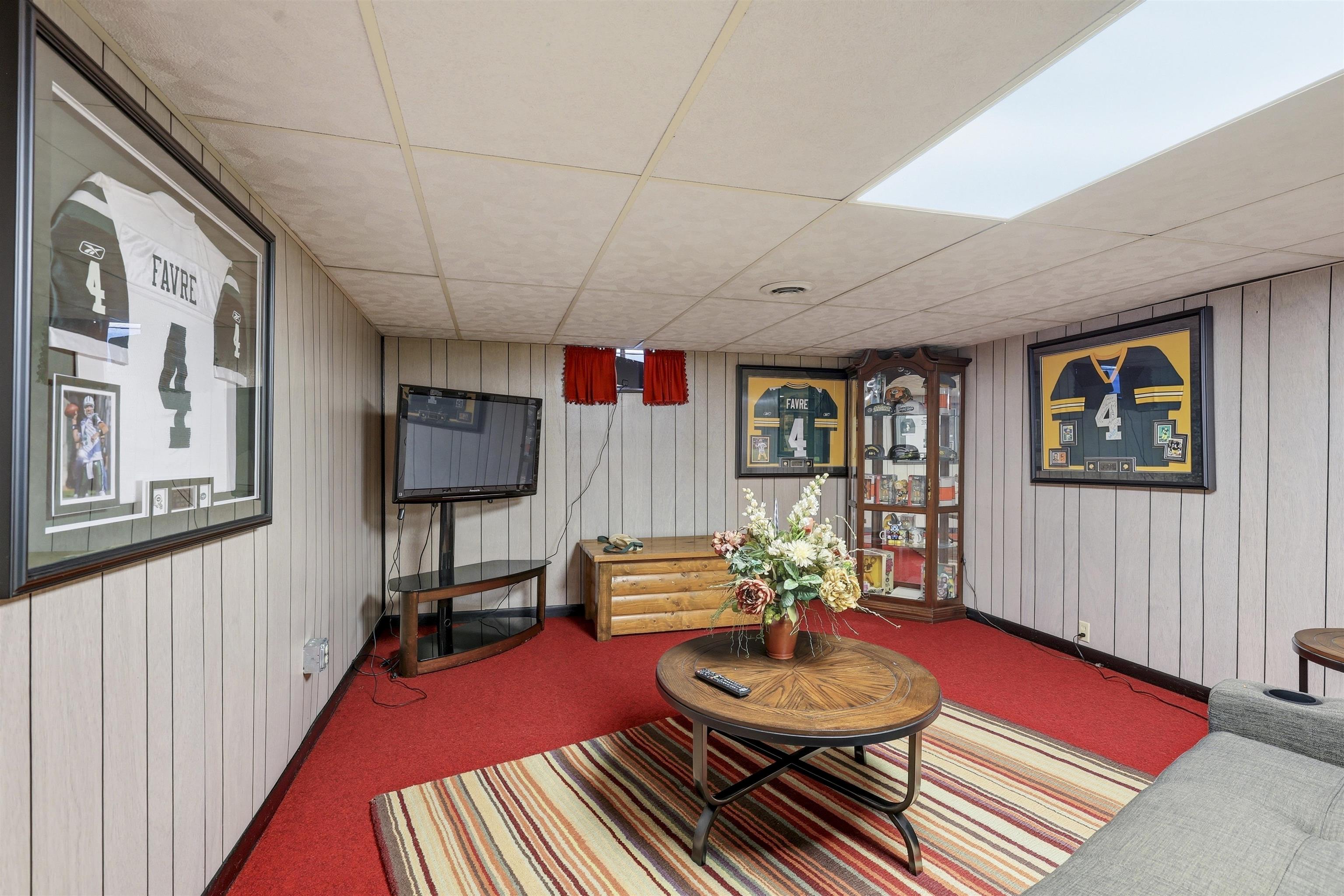 1530 Glen Road Green Bay, WI 54313 - Photo 21 of 34
