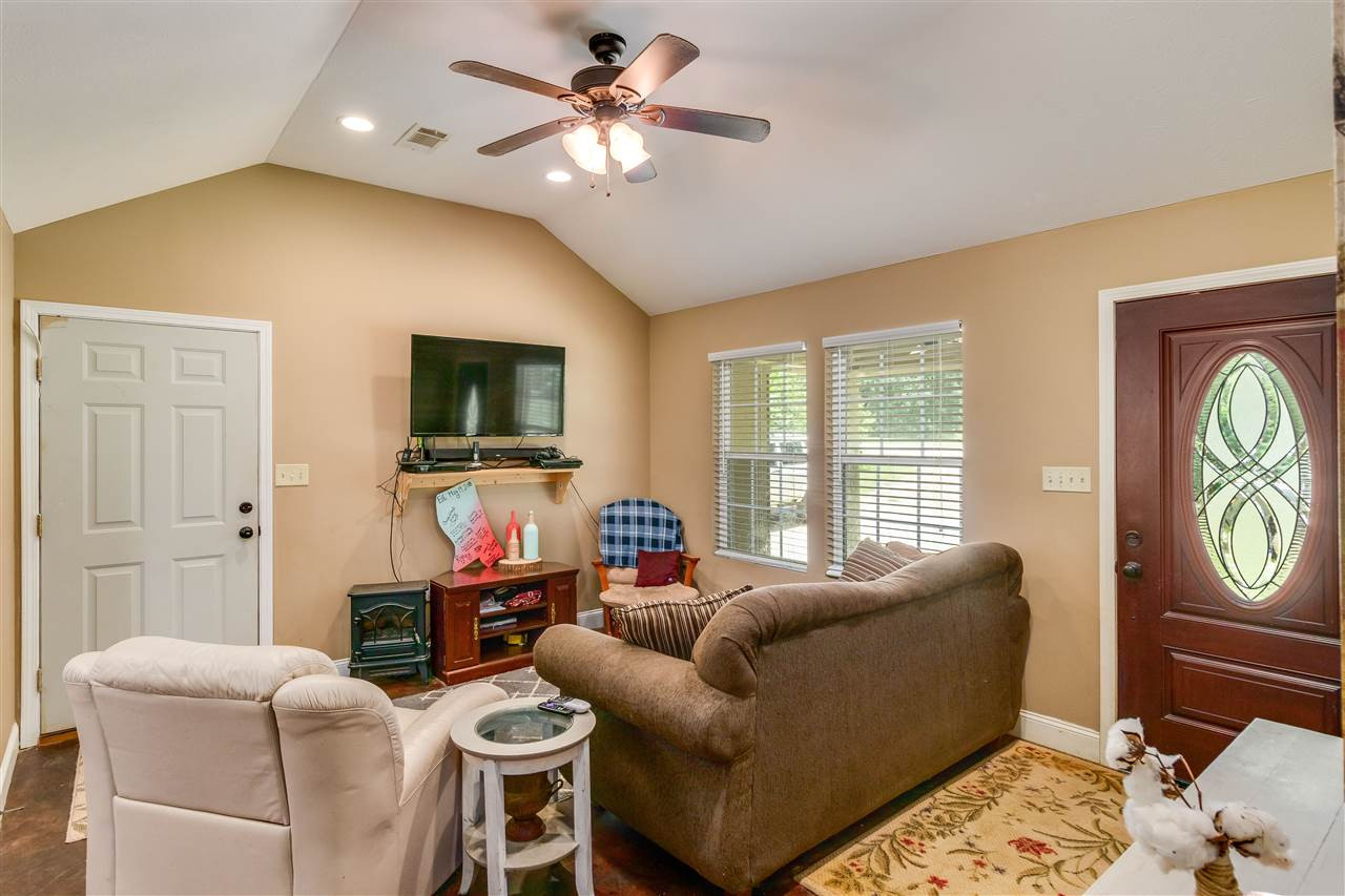 332 Dover Road Bentonia, MS 39040 - Photo 8 of 22 Photo 8