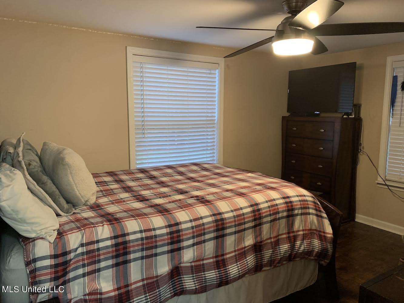 4144 Poplar Corner Road Lake Cormorant, MS 38641 - Photo 12 of 19 18D732AC-BED0-4B7C-B7F1-3D7F12E92A96