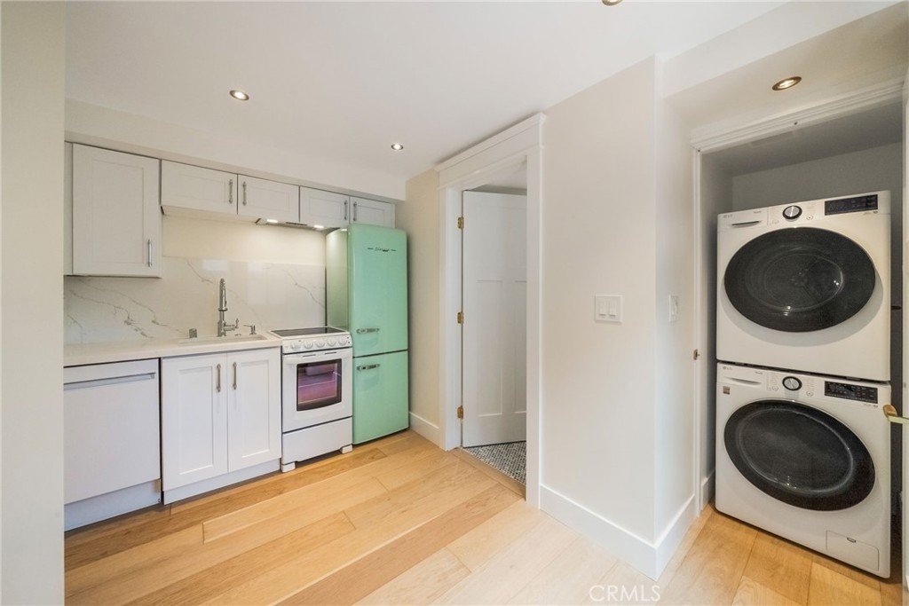 31729 Fairview Road, Unit LEFT Laguna Beach, CA 92651 - Photo 10 of 23