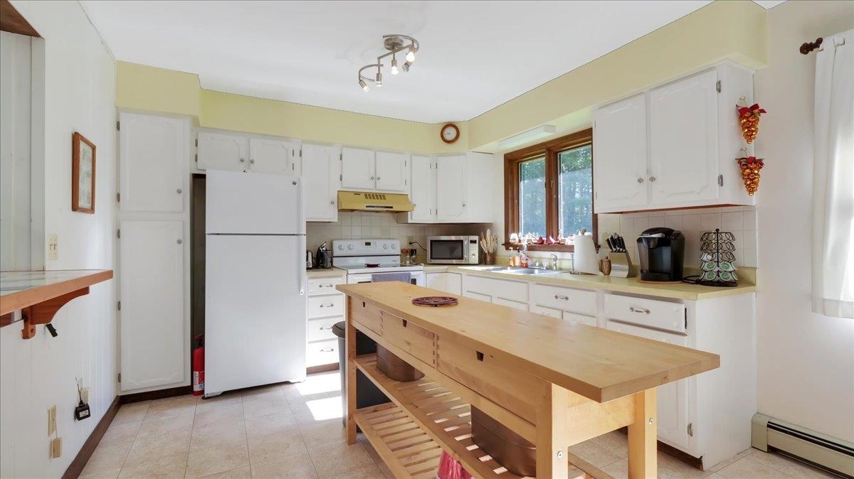 116 Neshobe Beach Road Castleton, VT 05732 - Photo 3 of 40