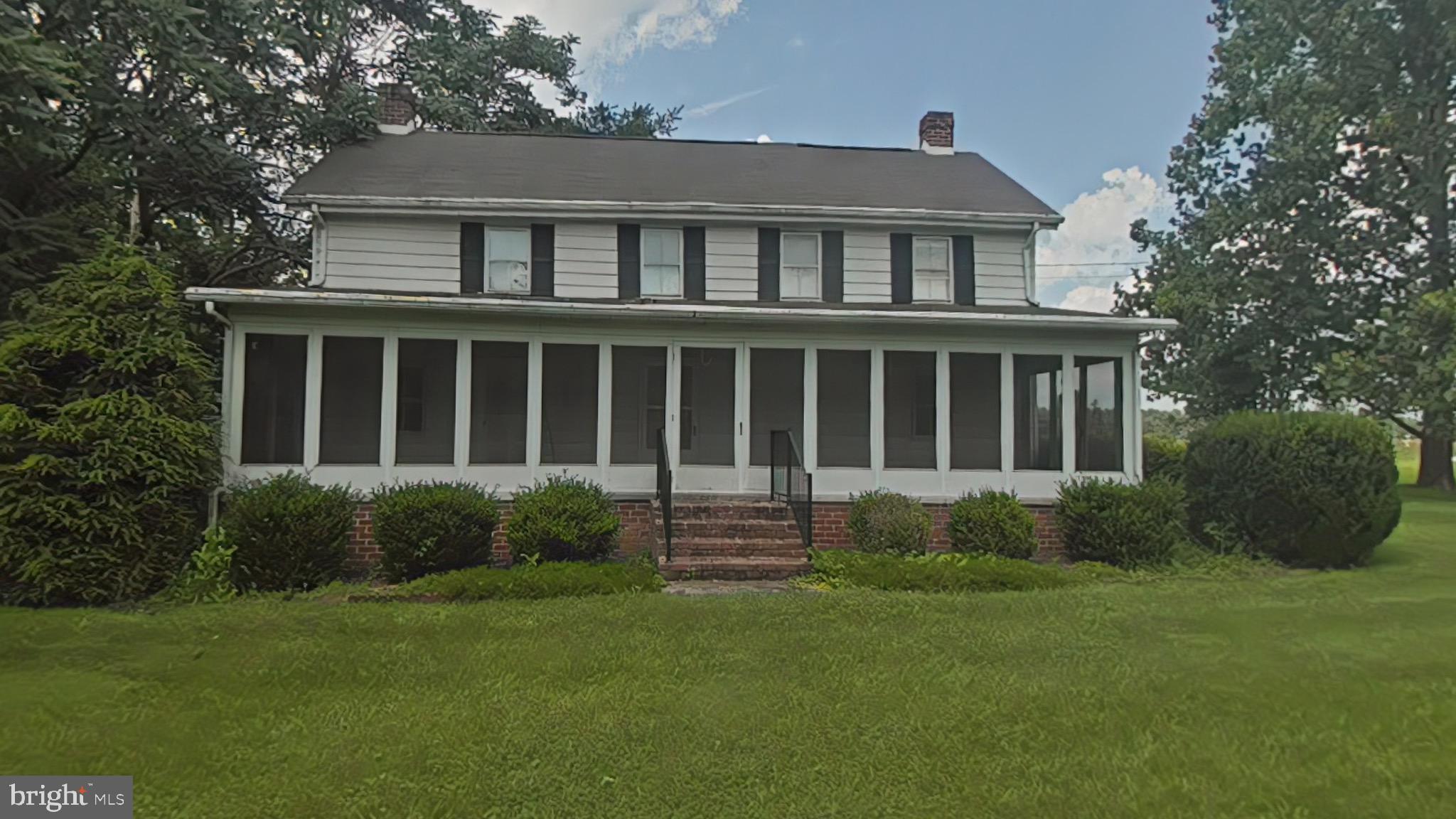 899 Shrivers Corner Road Gettysburg, PA 17325 - Photo 2 of 45 left side